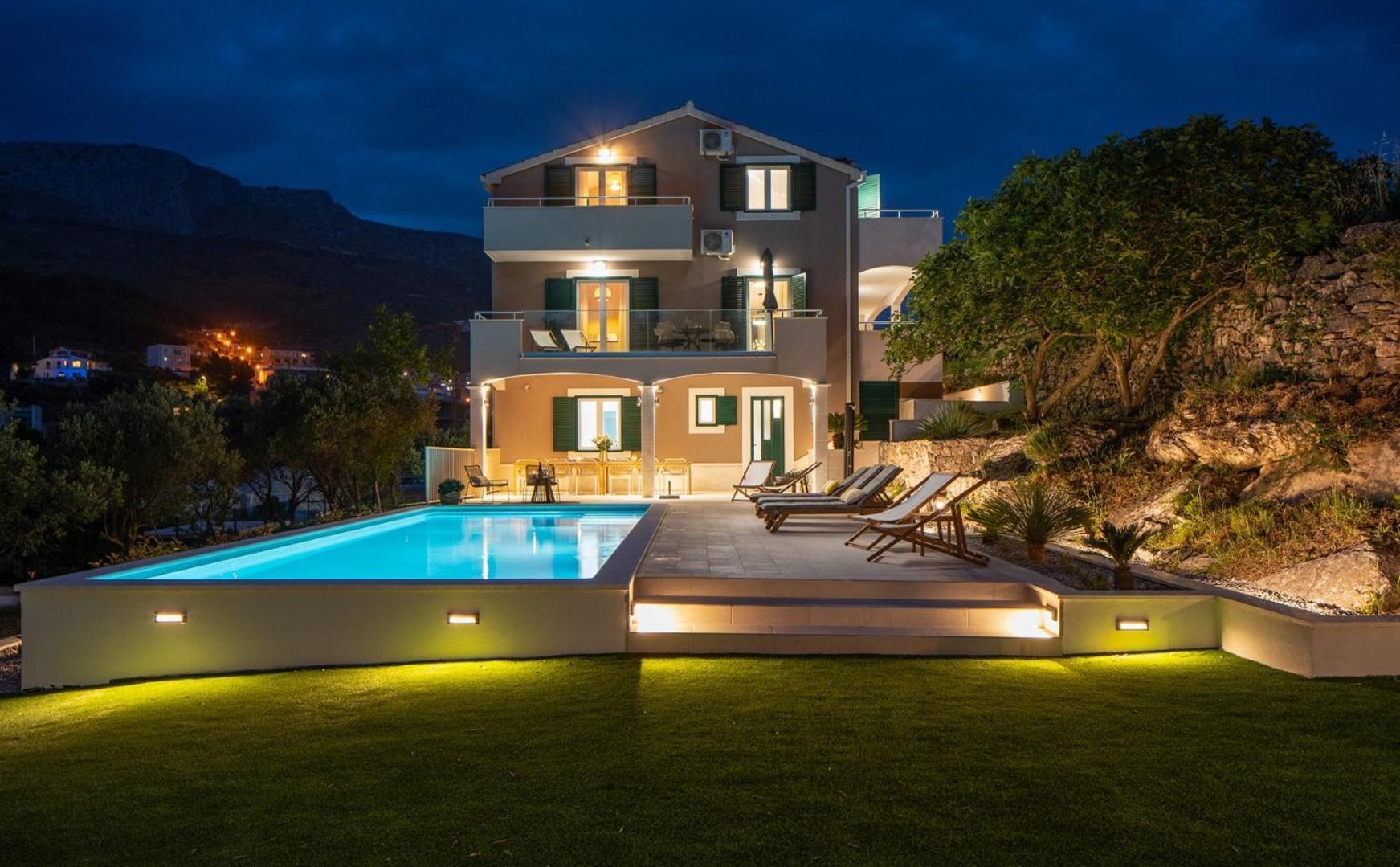 New! Villa Mamma Mia, A 6-Bedroom Property With 40Sqm Pool ポドストラナ エクステリア 写真